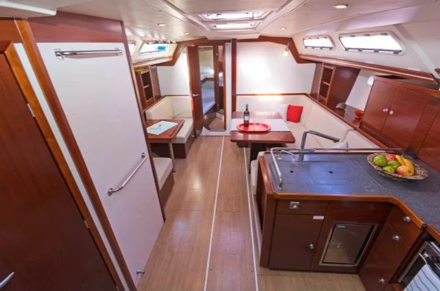 Yacht Gallery Primary 3